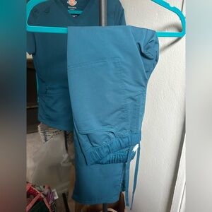 Dickies Women’s Teal Scrub Pants